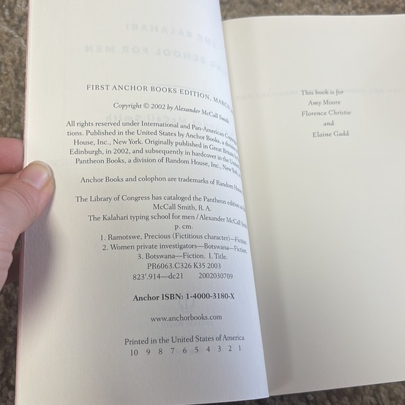 The Kalahari Typing School For Men paperback book Alexander McCall Smith - Picture 4 of 5